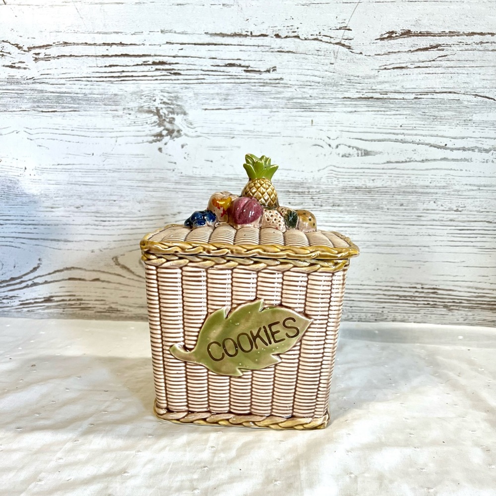 Vintage cookie jar retro storage decor tilso
